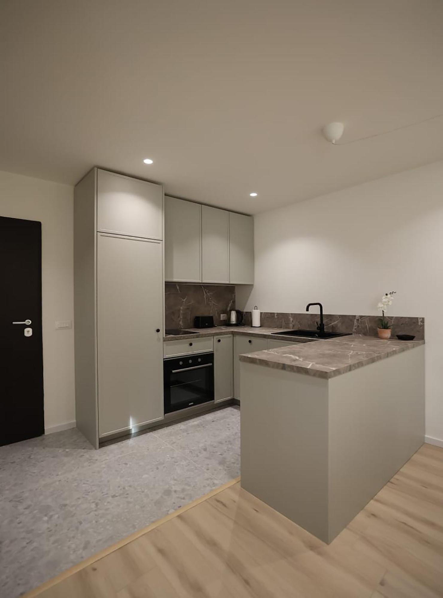 Arkle Apartment 4 地拉那 外观 照片